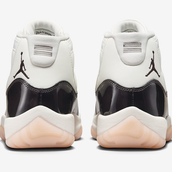 WOMEN'S AIR JORDAN 11 RETRO - "NEAPOLITAN" SZ VARIOUS - Picture 4 of 15